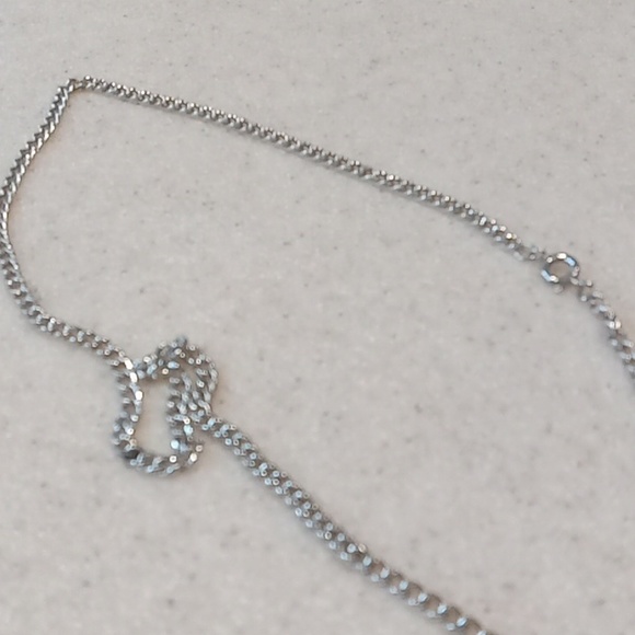 Silvertone Chain Necklace With Round Stone Bail Pendant - Picture 4 of 5